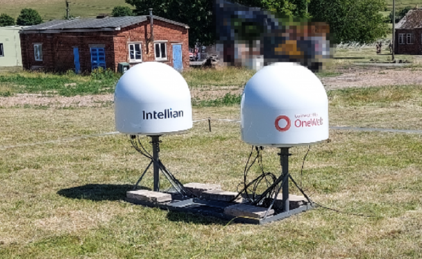  Intellian OW70-L dual parabolic user terminal